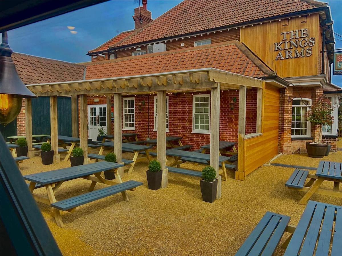 The Kings Arms - Fleggburgh Villa Eksteriør bilde